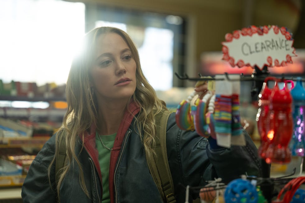 Maika Monroe, Reminders of him maika monroe, reminders of him