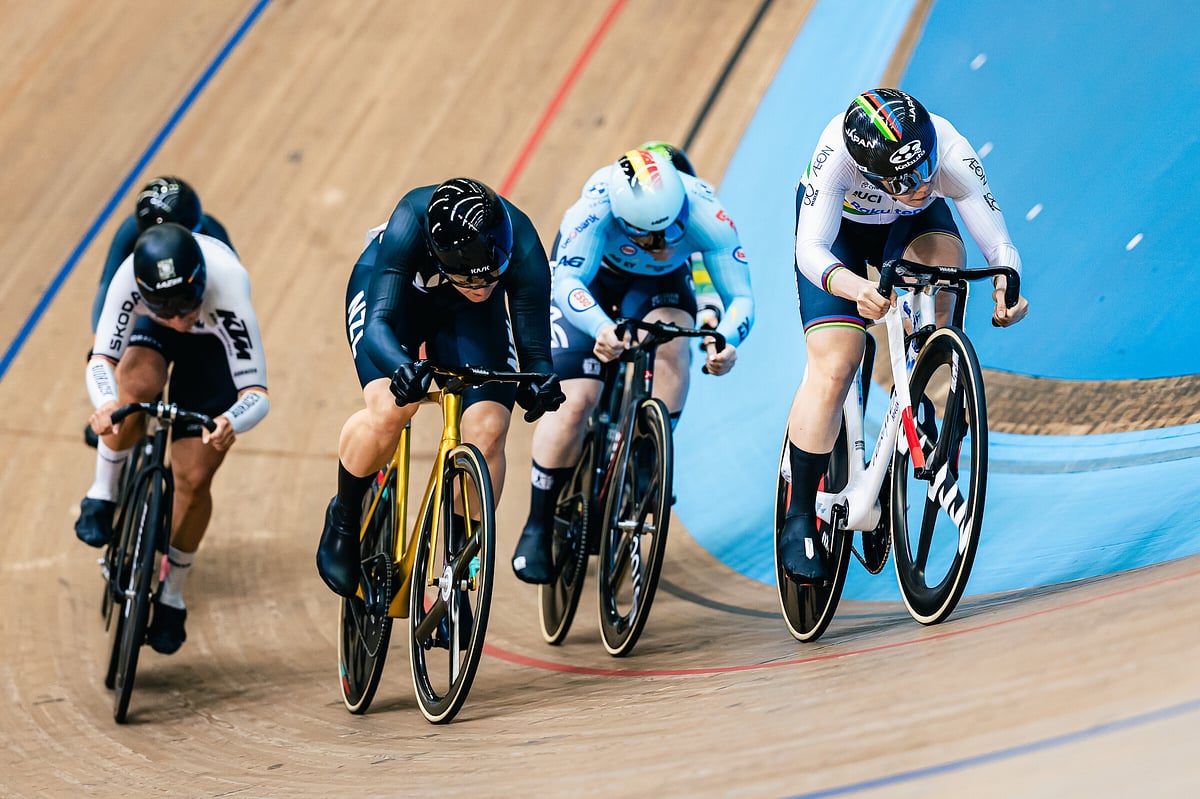 Sprint cyclists edge back into competition