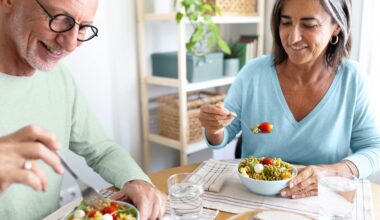 The Best Time to Eat Dinner, According to Experts