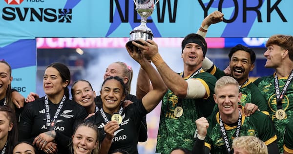 Black Ferns win one-point thriller over Australia to seal sevens series