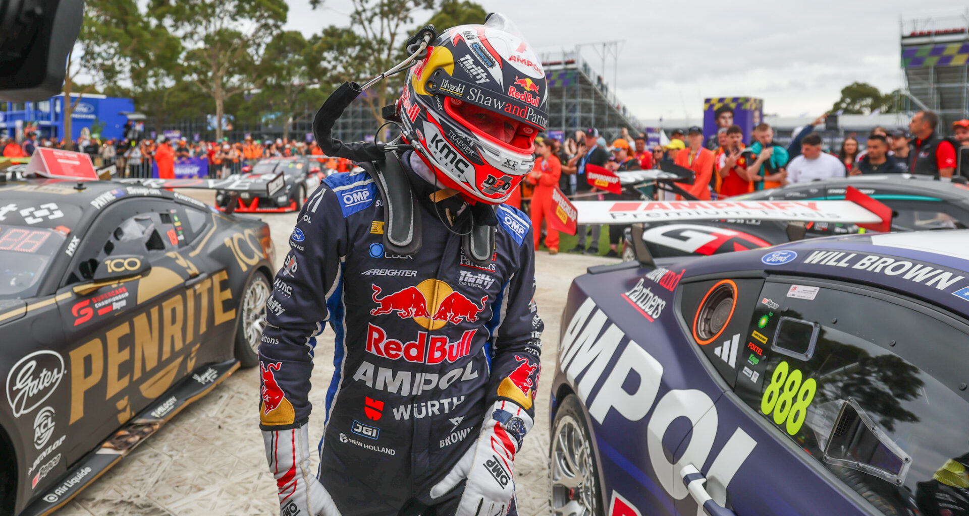 Brown, Wood smashed by dramatic Melbourne incidents - Supercars