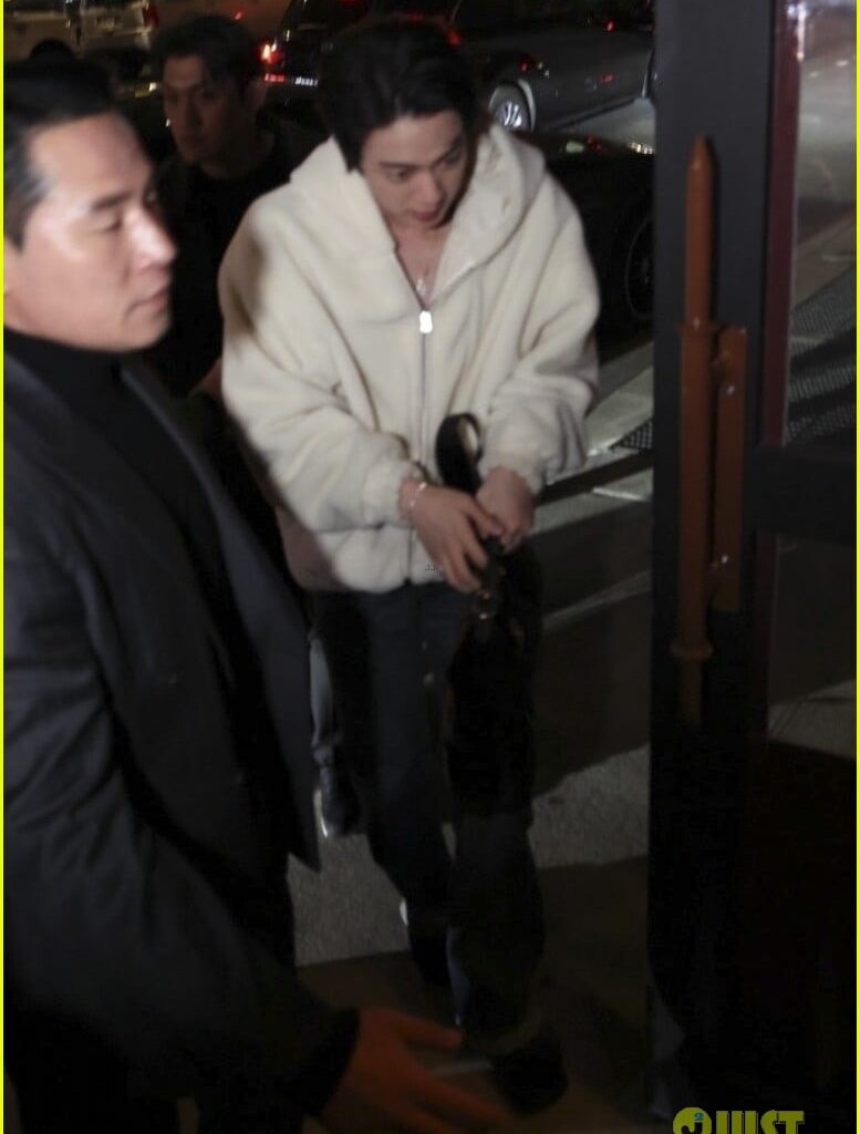 bts spotted after show 045300492