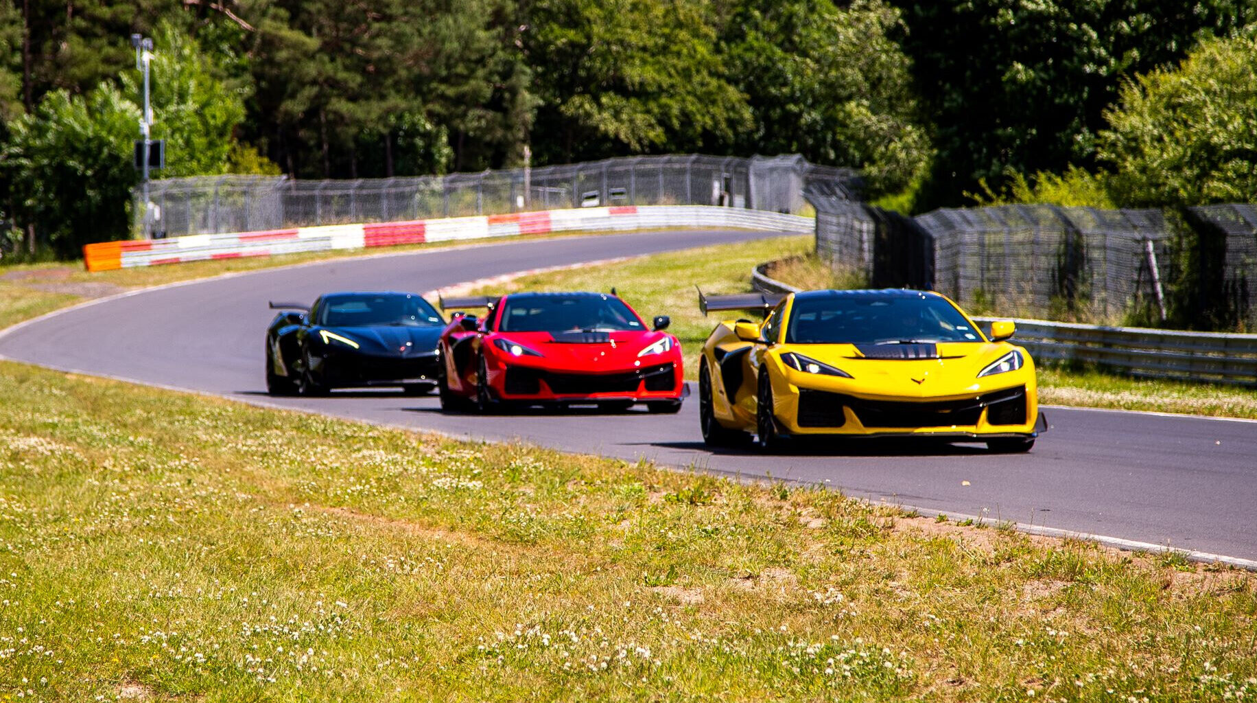 Chevrolet Corvette C8 manual rumours 'not real'