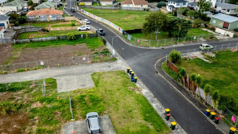 Clover Drive in Henderson in Auckland. Photo: RNZ / Marika Khabazi