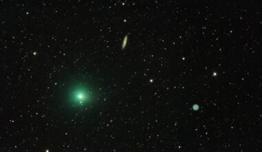 Small comet seen stopping its spin, then restarting in reverse