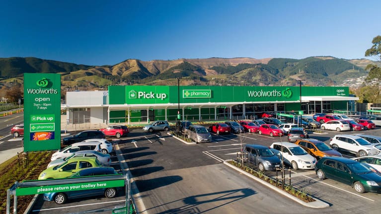 Countdown Richmond with new Woolworths signage.