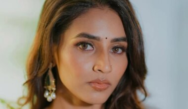 Kantara Actress Sapthami Gowda Calls Out Paps For Clicking 'Inappropriate Pics' Of Women Actors