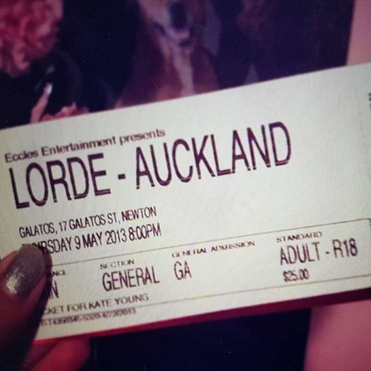 No longer nervous, Lorde performs at Glastonbury in 2025. The UK festival drew over 200,000 music fans, but Lorde's first gig at the Galatos was in front of a handful of people. Photo / Getty Images