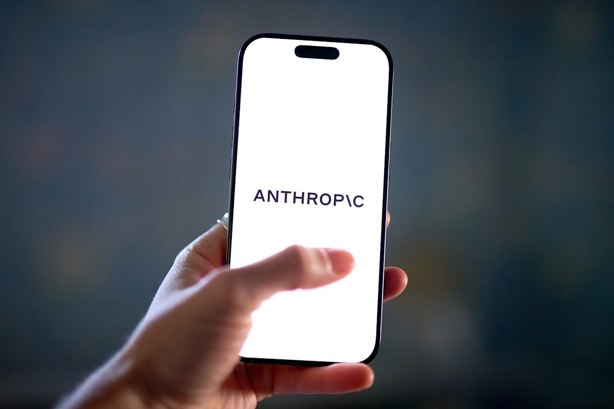 Claude AI Maker Anthropic Considers IPO as Soon as October