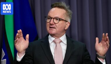 Federal politics live: Energy Minister not contemplating fuel rationing 'at this point' as Middle East war chokes supply