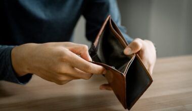 They Burned Through A $300K Inherited IRA While Earning $38K Annually. Dave Ramsey Says Trading Isn't For Anyone, Especially Not Someone Bipolar