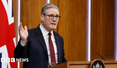 Starmer says UK 'working with allies' on plan for Strait of Hormuz after Trump call - follow live