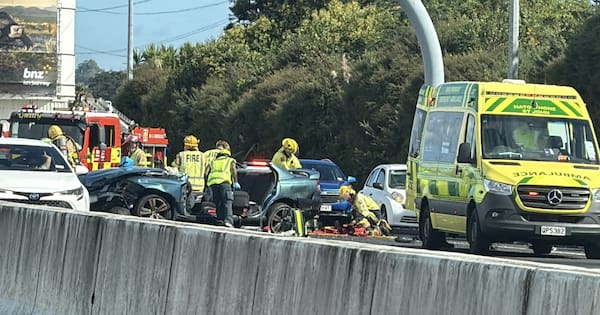 Person injured in two-vehicle crash on Auckland motorway