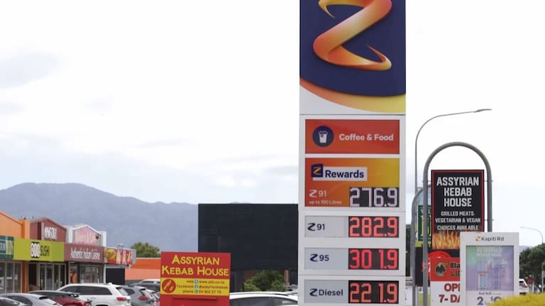 Fuel prices at a Z in Paraparaumu.