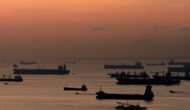 The last tankers have landed. Now NZ’s fuel crisis begins, jet fuel consumers feel first effects - BusinessDesk | NZ