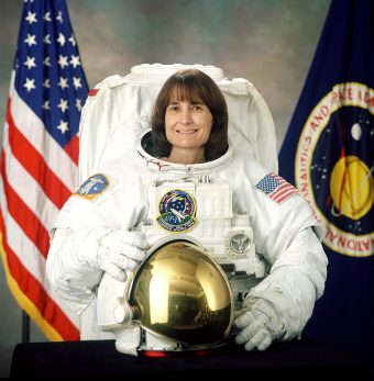 Linda Godwin portrait in space suit