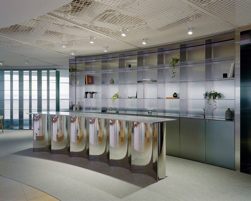 Office interior by Snøhetta