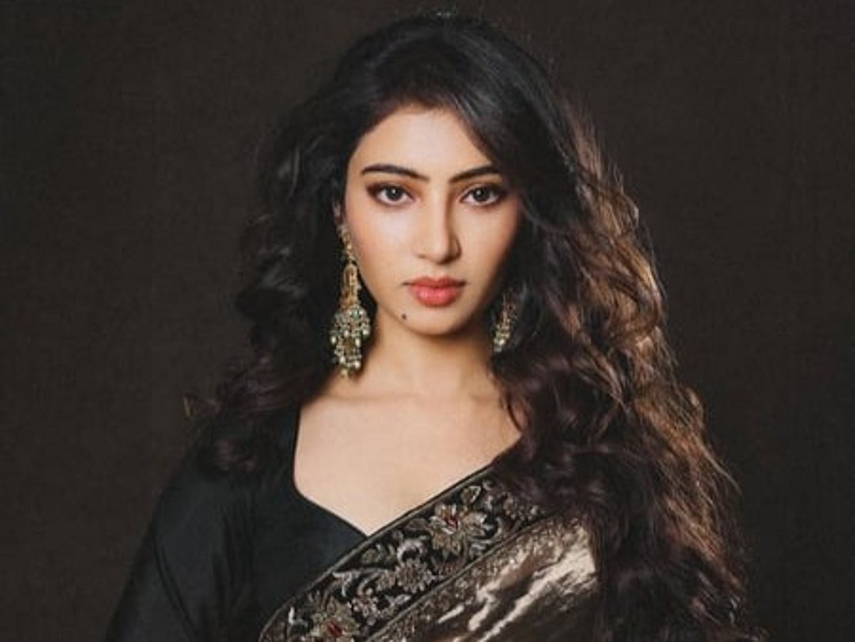 Dhurandhar star Sara Arjun teams up with Ishaan Khatter after her massive hit with Ranveer Singh - Gulf News