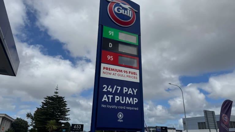 Some Gull stations have run dry for the second time in three days.