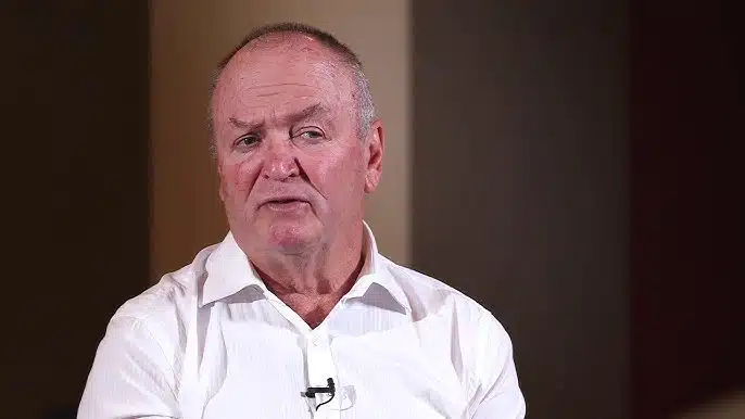 Graham Henry named the greatest rugby player of all-time, snubbed Dan Carter