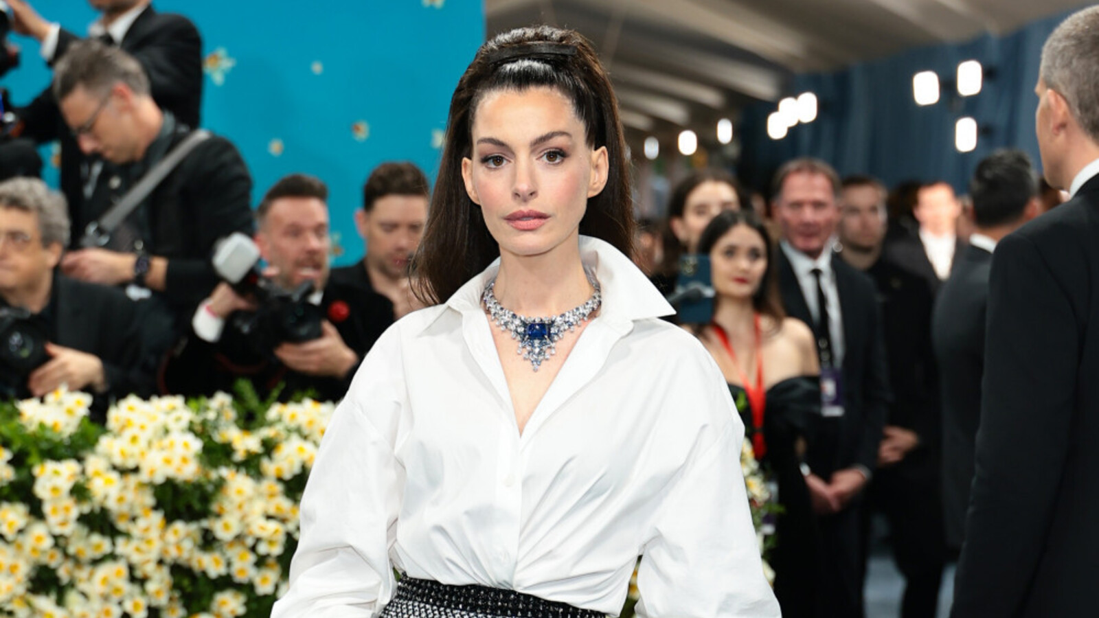 Anne Hathaway moves away from stress