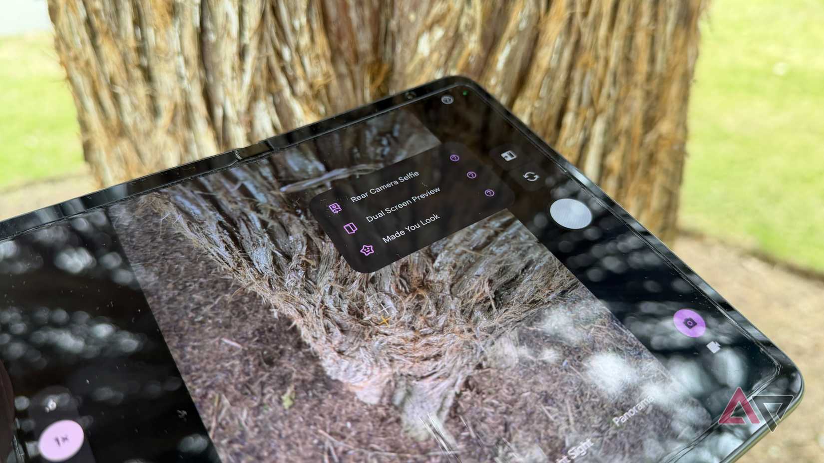 Dual screen preview shown on the Google Pixel Fold