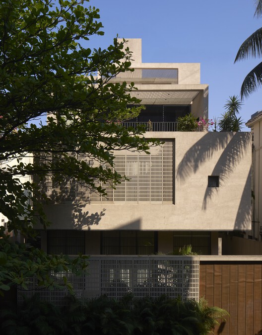 Jali House / Studio VDGA - Image 1 of 18