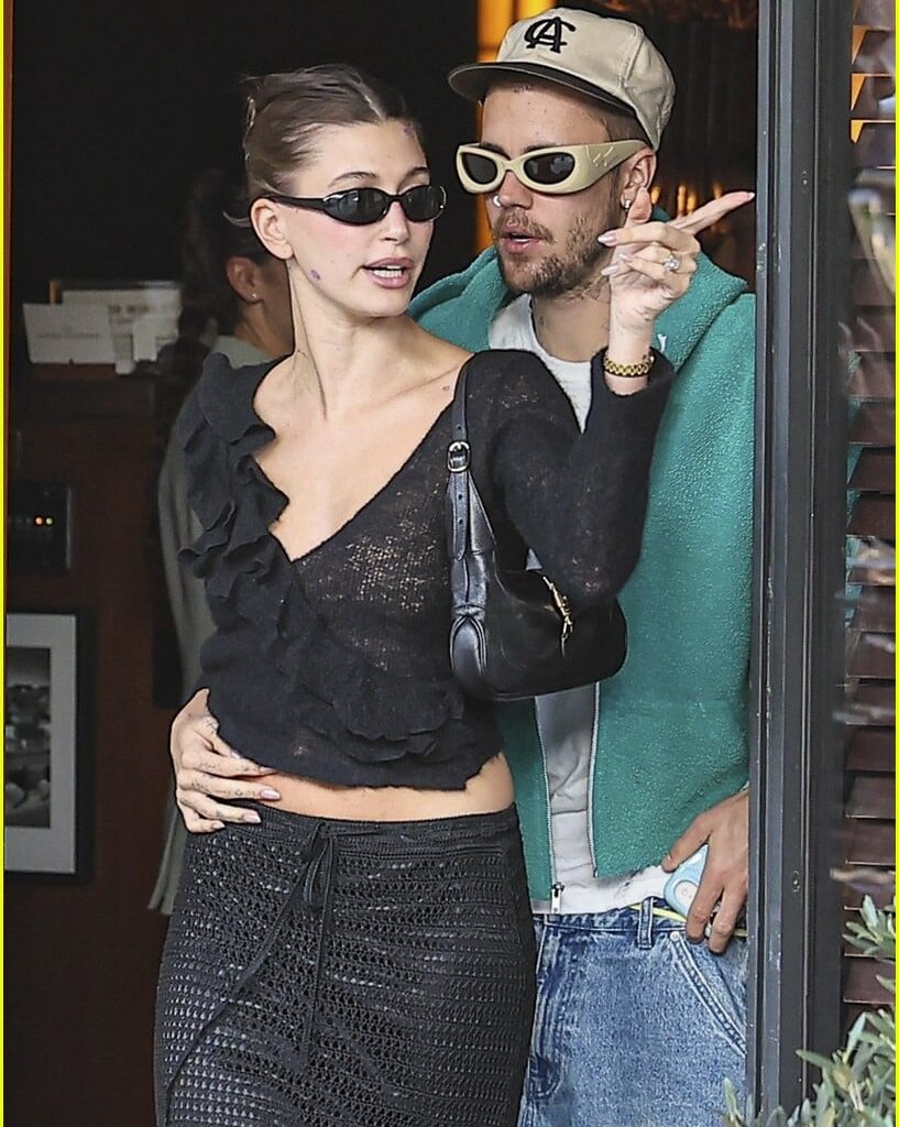 justin bieber holds wife hailey close 0025291908