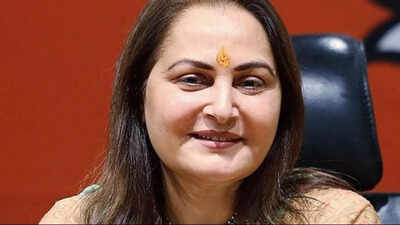 'Dhurandhar: The Revenge': Veteran actress Jaya Prada praises Aditya Dhar and Ranveer Singh's film; says, " I'm very proud of this film"
