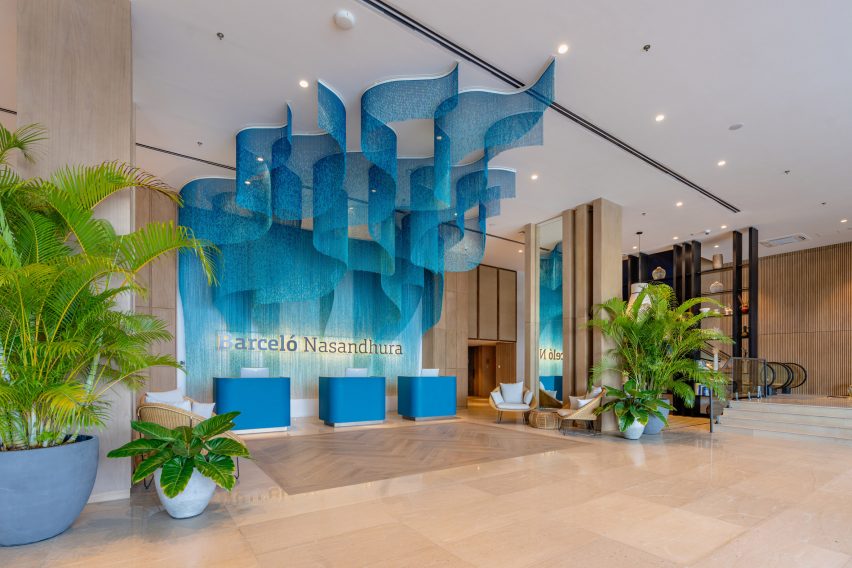 Kriskadecor chain curtains