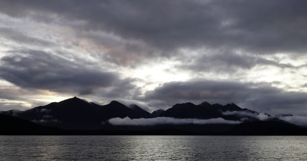 Police dive squad joins search for missing boatie on Lake Manapouri