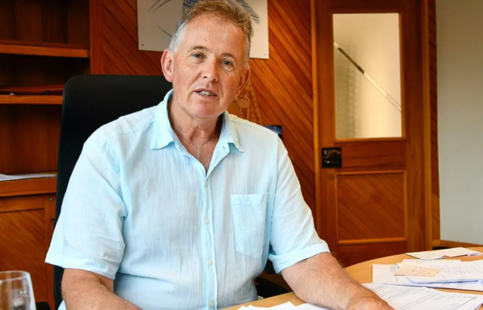 'We can't have it': Mayor blasts Air NZ schedule changes