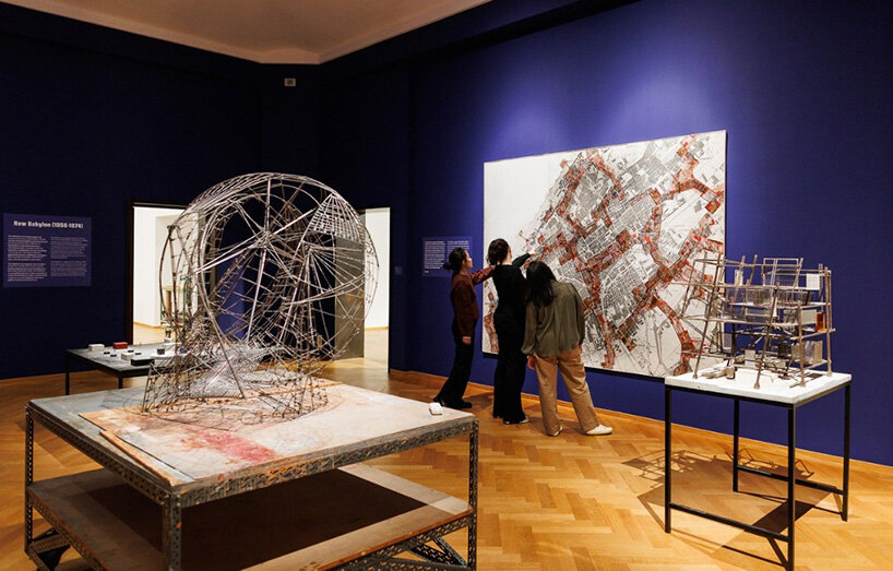 in new babylon, constant imagines a world built for people who never stop playing - 10