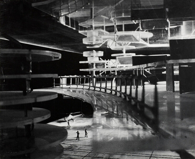 in new babylon, constant imagines a world built for people who never stop playing - 5