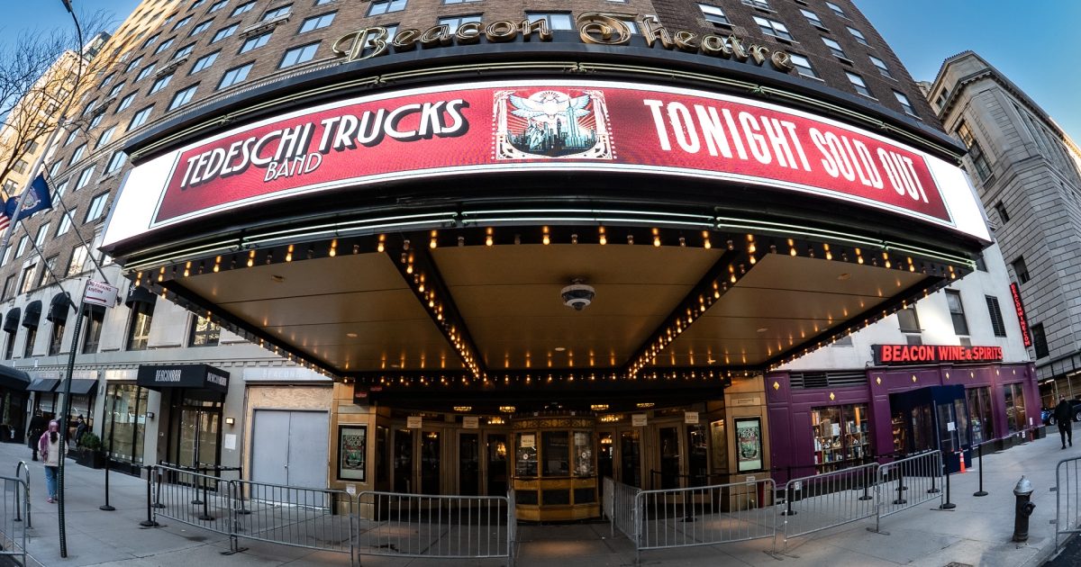 Tedeschi Trucks Band Streaming From The Beacon This Weekend On nugs