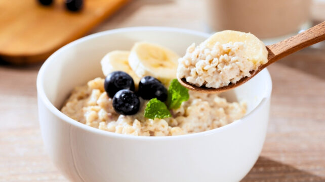 oatmeal and bananas