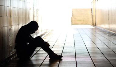 Mental health workers at trust to picket over trial periods