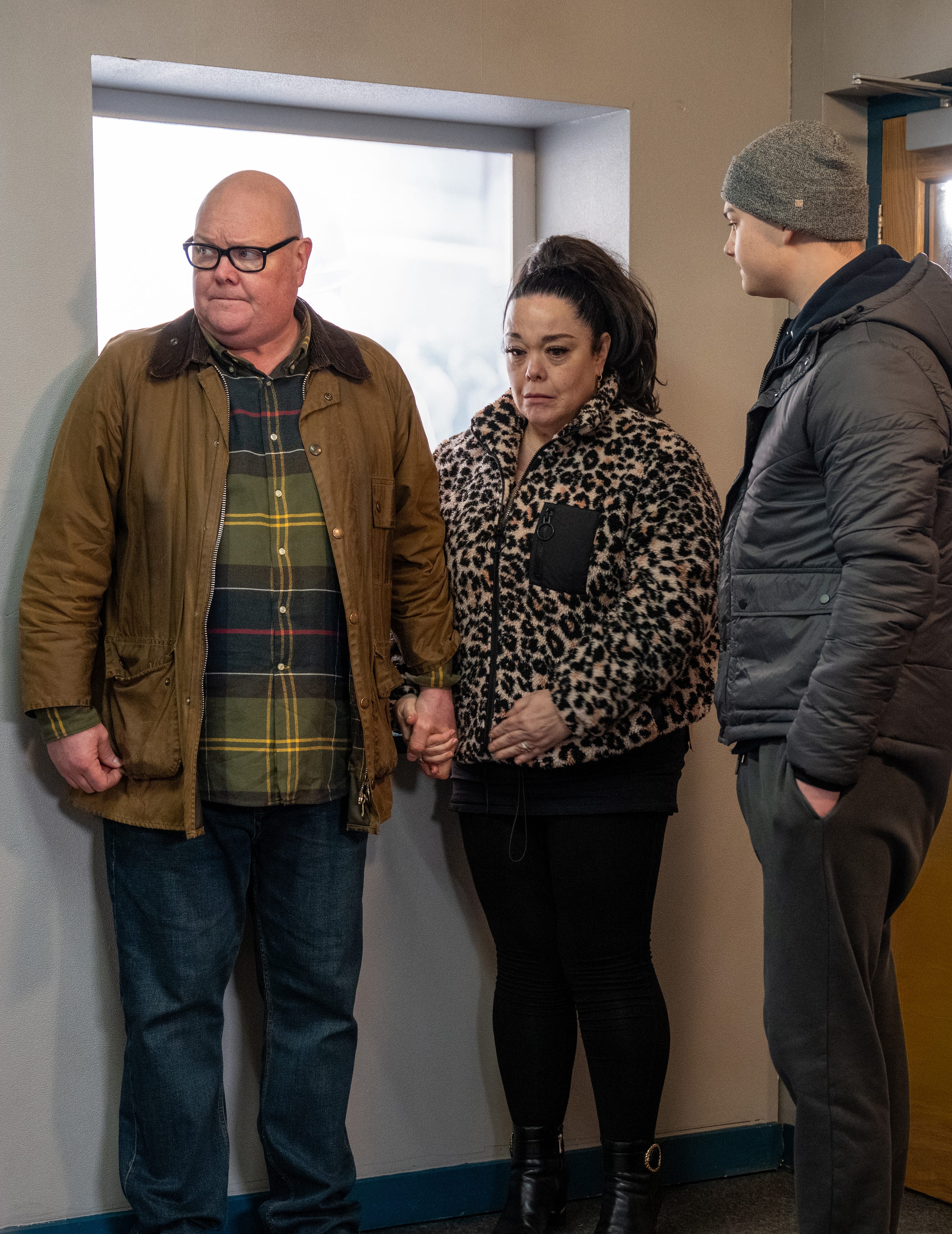 paddy kirk, mandy dingle, dylan penders, emmerdale