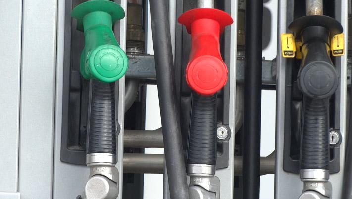 Fuel prices keep drivers off roads
