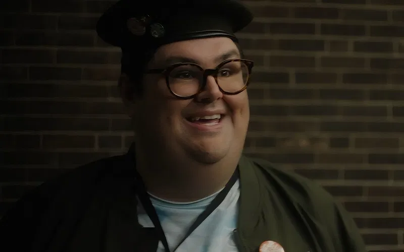 pizaa movie starring gaten matarazzo 03 scaled