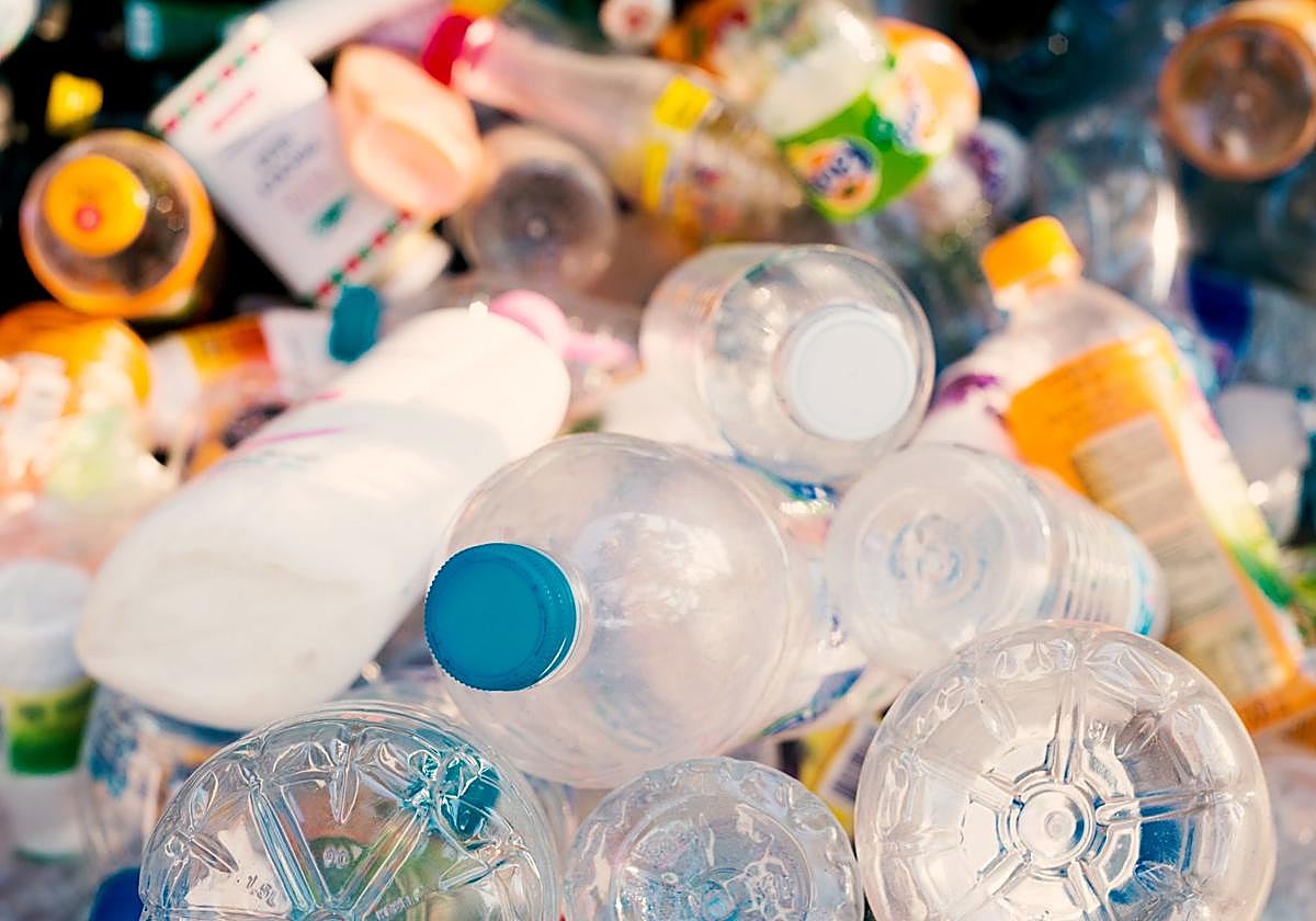 Scientists make Parkinson's drug from used plastic bottles