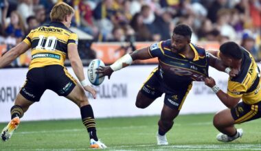 Highlanders get glass of ice-water to the face