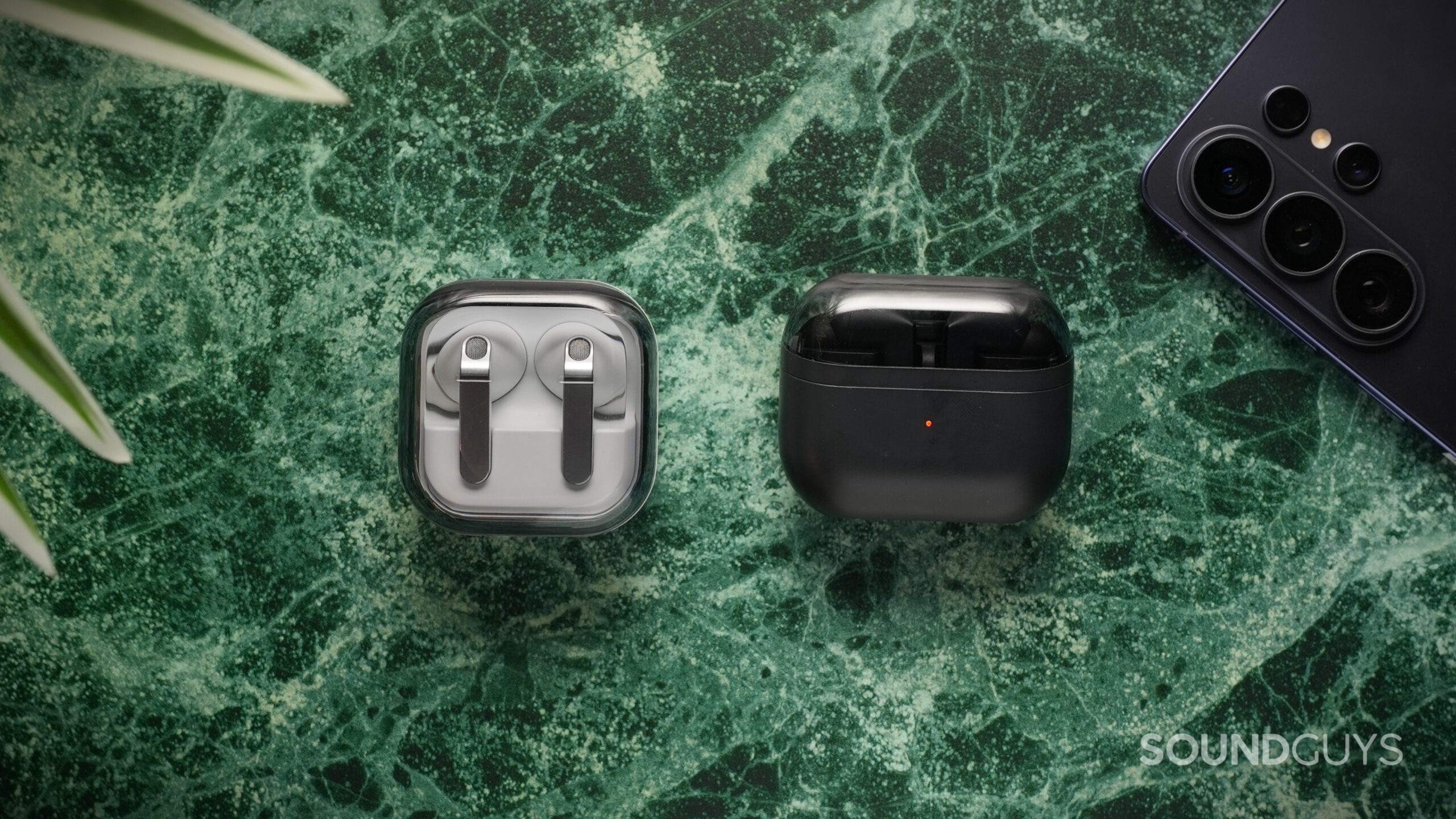 samsung galaxy buds 4 pro vs galaxy buds 3 fe inside case