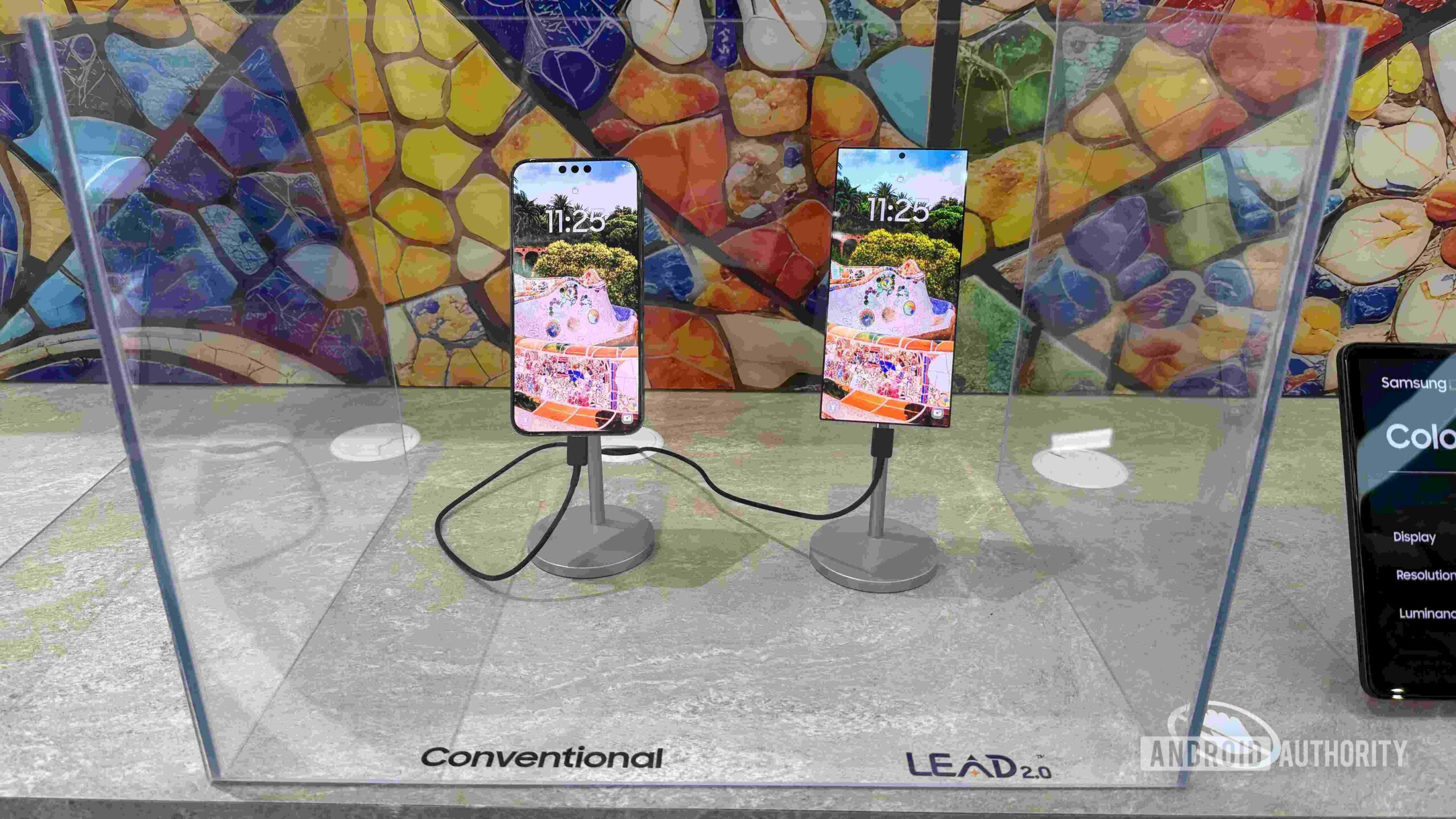 samsung lead 20 oled panel at mwc 2026 07