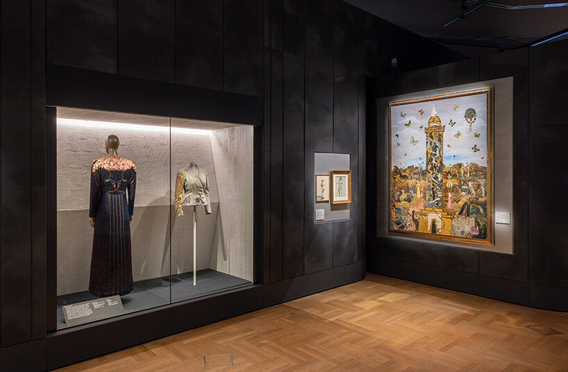 schiaparelli's UK museum debut at the V&A brings together dalí, man ray, and picasso - 2