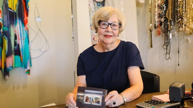 Shirley Browne, owner of Shirley's in Blockhouse Bay Photo: RNZ / Yiting Lin
