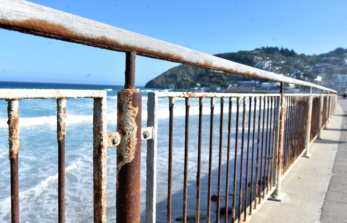 St Clair balustrade refit set to start