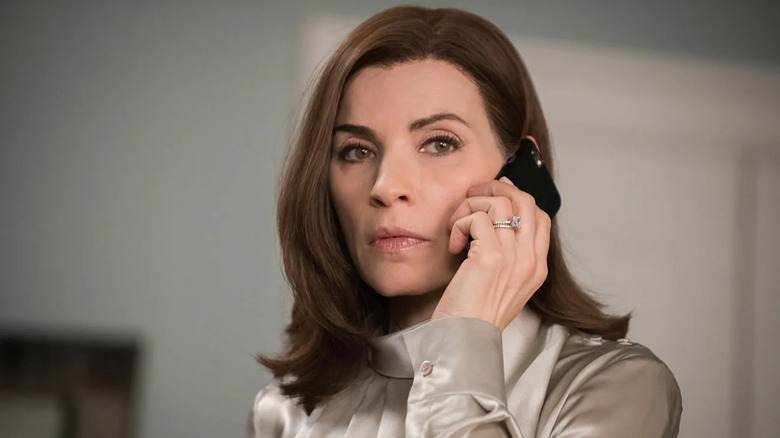 Alicia Florrick (Julianna Margulies) speaks on her cell phone in The Good Wife