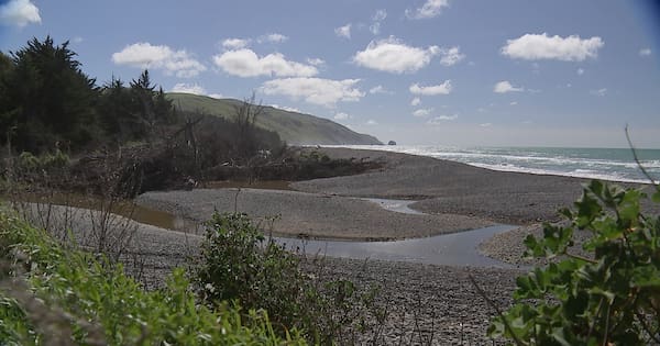 As waves surge, tiny Canterbury community raises $200,000 for seawall