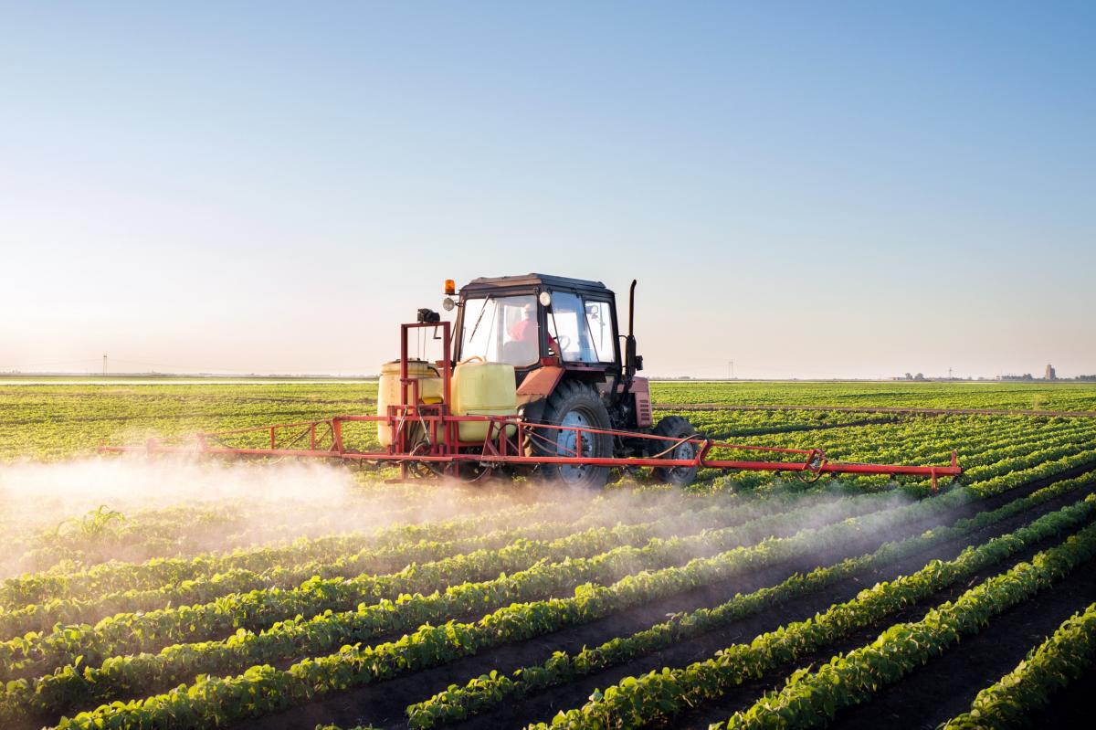 Pesticides possible cause of 'horrific' disease hitting regional Aussies